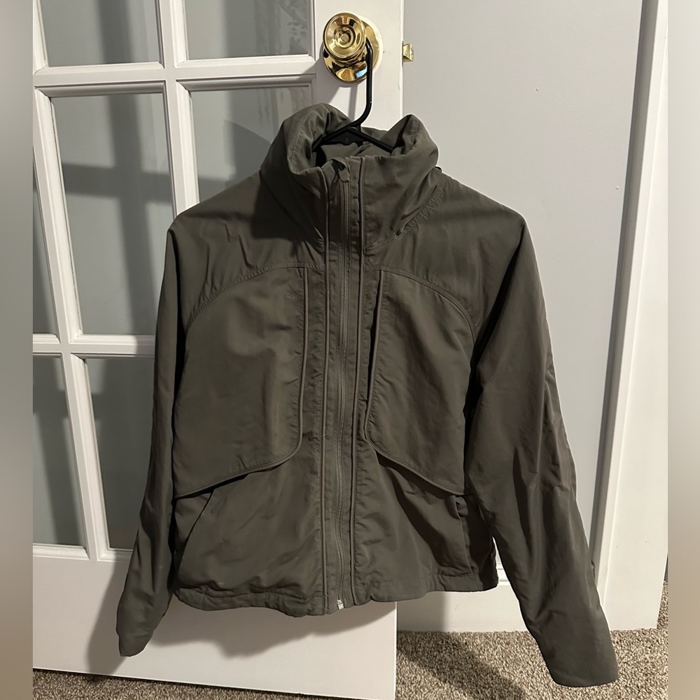 Lululemon Always Effortless jacket sage grey size 6
